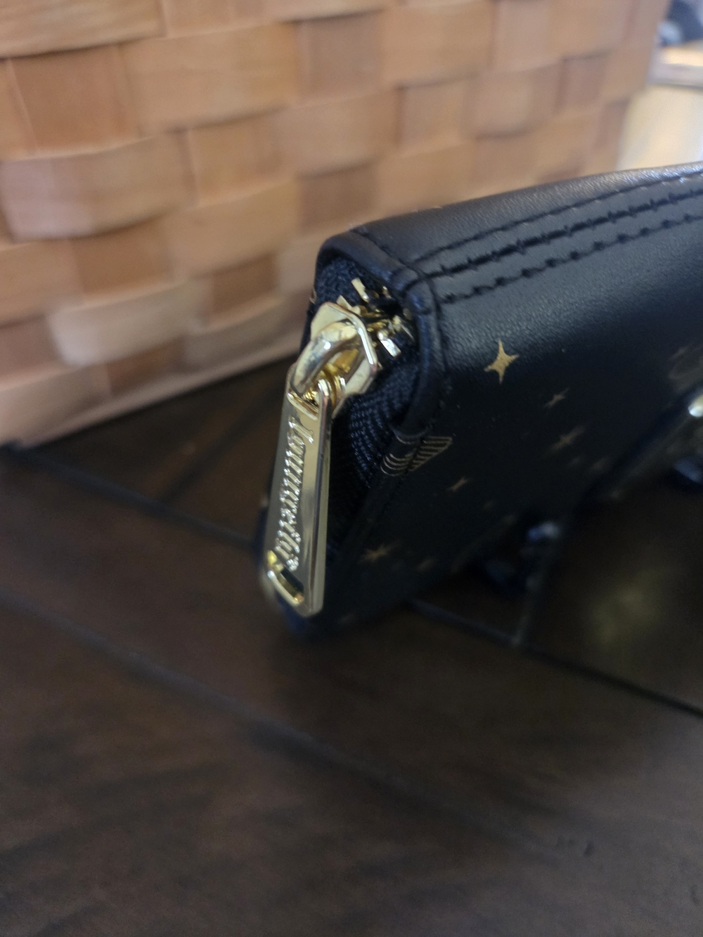 Loungefly Harry Potter - With Dobby Face Detail Zip Around Wallet - Picture 7 of 10